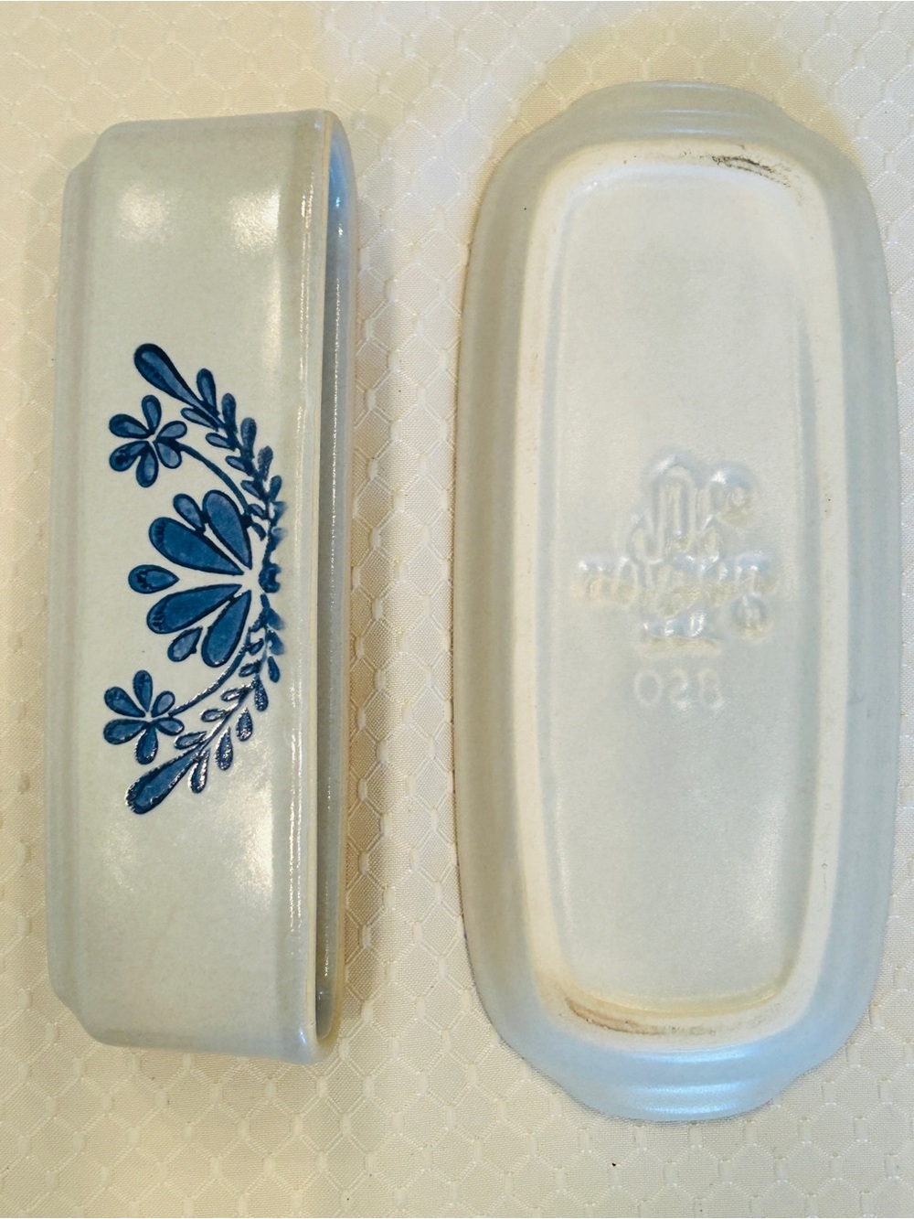 Pfaltzgraff Stoneware Yorktowne Covered Butter Dish USA Retired
028 Floral - Picture 5 of 8